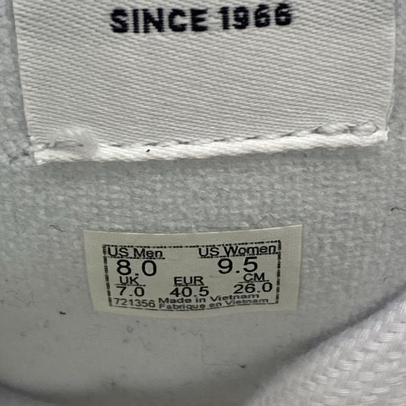 NWOT Vans Knu Skool Skate Sneakers Navy/True White VN0009QCNWD 721356 M8 W9.5 - Picture 6 of 11